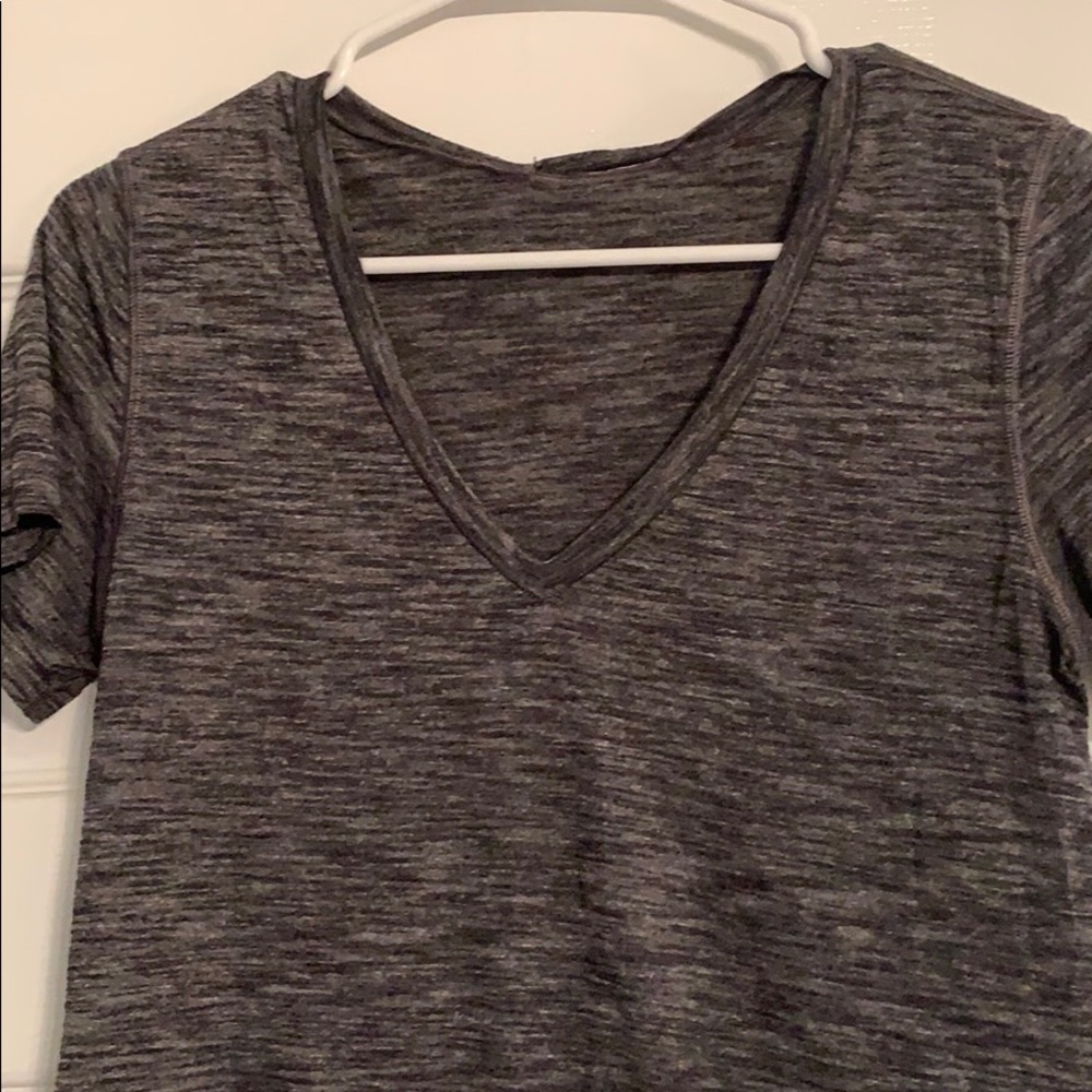 Lululemon gray v neck t shirt
